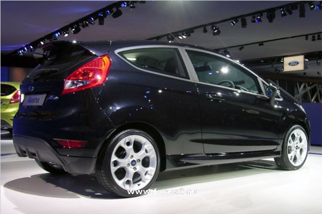 Новинки Ford на автомобильном шоу в Лондоне