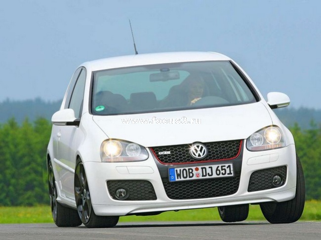 Противостояние Ford Focus ST vs Astra OPC vs Golf GTI