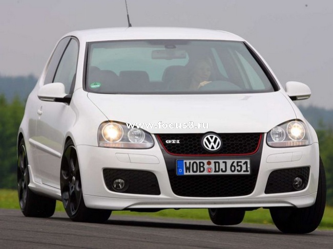 Противостояние Ford Focus ST vs Astra OPC vs Golf GTI