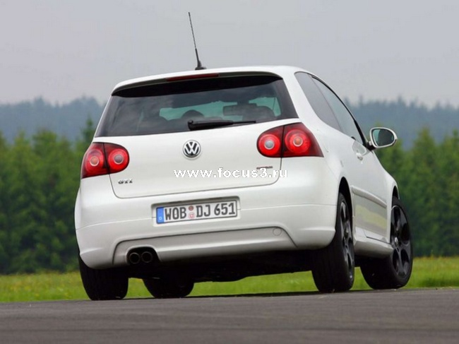 Противостояние Ford Focus ST vs Astra OPC vs Golf GTI