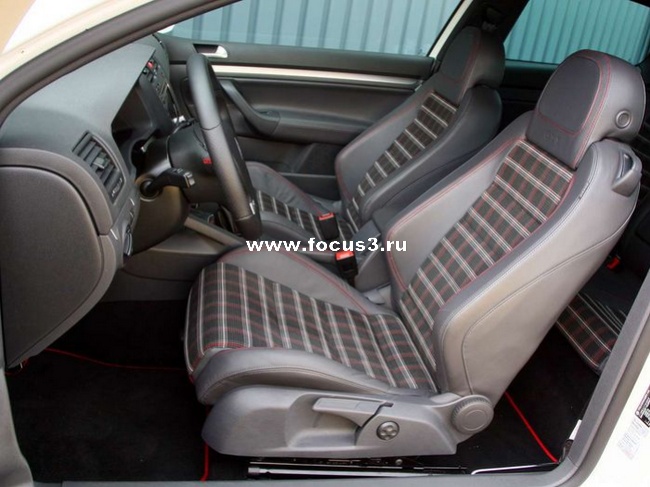 Противостояние Ford Focus ST vs Astra OPC vs Golf GTI