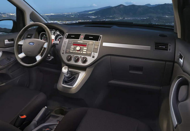 Ford C-MAX пополняется новой комплектацией TREND X