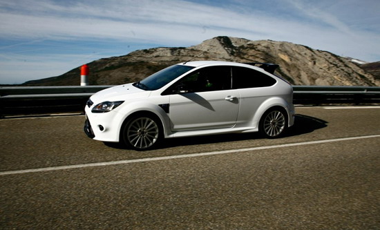   Ford Focus RS ( + )
