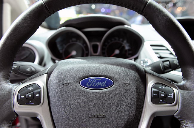 Ford Fiesta 2011    -