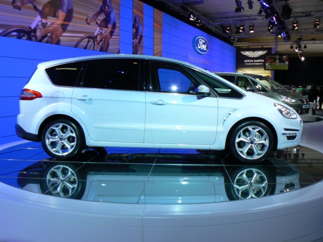 Brussels Motor Show 2010: Ford