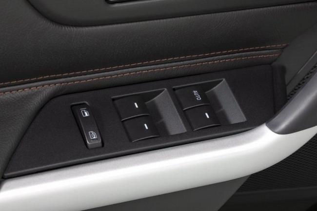 Ford Edge 2011 – официальные фото