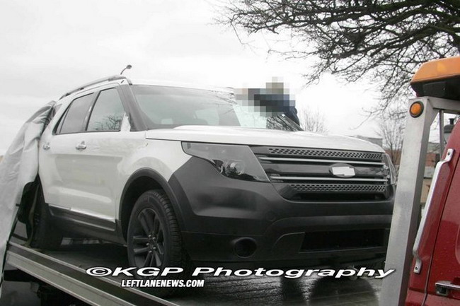 Журналисты поймали новый Ford Explorer