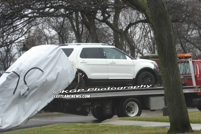 Журналисты поймали новый Ford Explorer