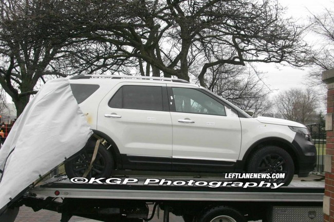 Журналисты поймали новый Ford Explorer