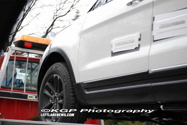 Журналисты поймали новый Ford Explorer