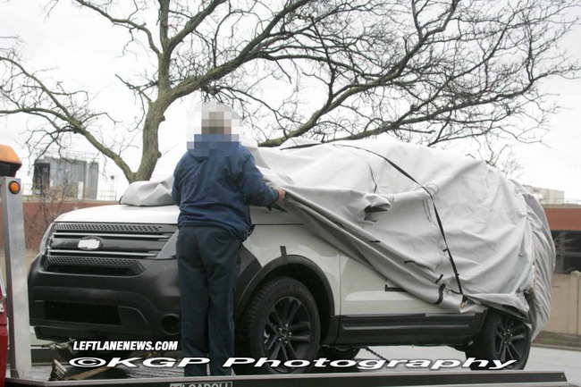 Журналисты поймали новый Ford Explorer