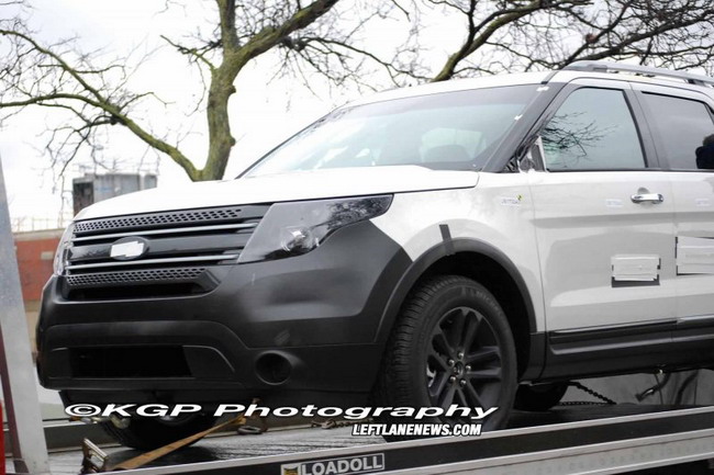Журналисты поймали новый Ford Explorer