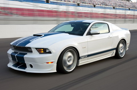 Видео: Ford Mustang Shelby GT350