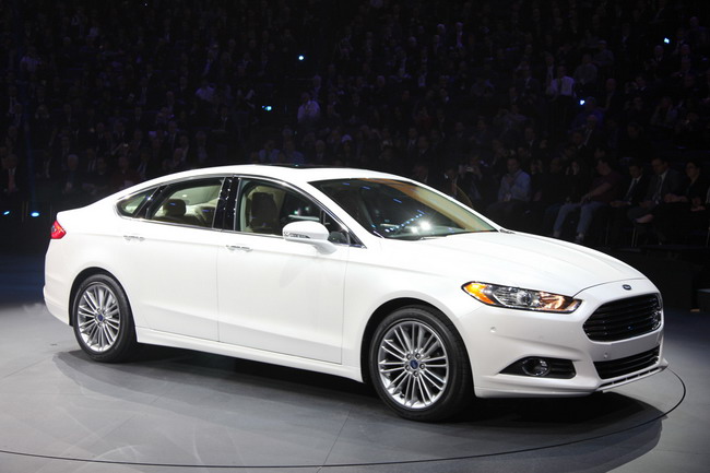 Detroit 2012: Ford Fusion 2013