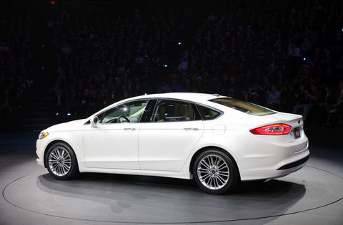 Detroit 2012: Ford Fusion 2013