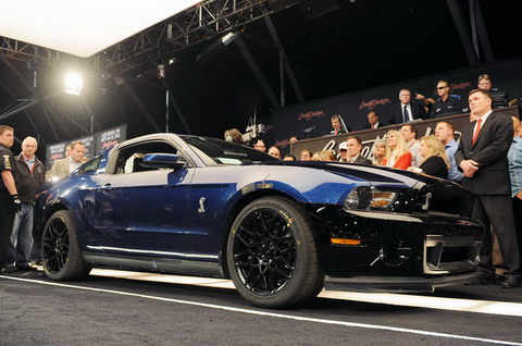  Ford Shelby GT500 2013