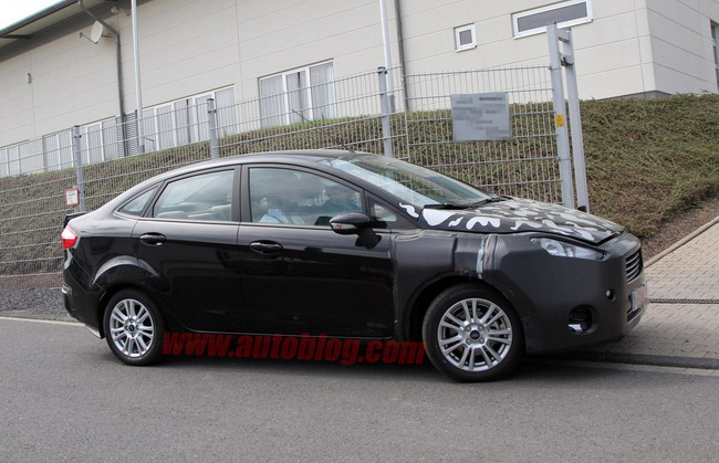 Ford Fiesta седан