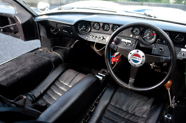 Пару редких Ford GT40 выставят на аукцион