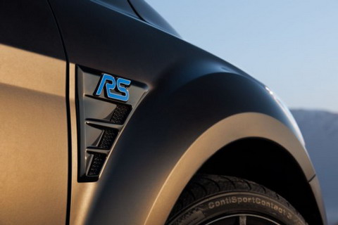   Ford Focus RS  350 ..