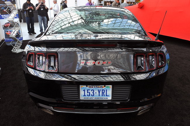 Чудаки из Shelby представили 1200-сильный Mustang