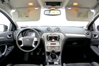 Тест: Nissan Teana, Ford Mondeo, Volkswagen Passat, Toyota Camry