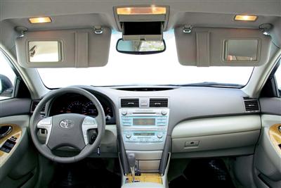 Тест: Nissan Teana, Ford Mondeo, Volkswagen Passat, Toyota Camry