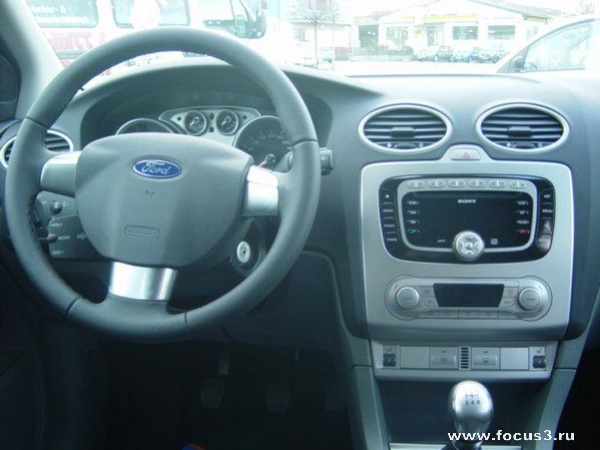  Ford Focus -    !