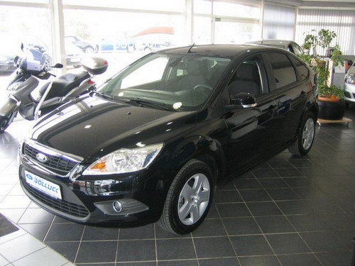  Ford Focus -    !