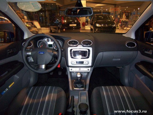  Ford Focus -    !