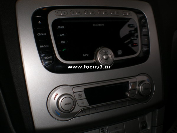 Ford Focus (комплектация Comfort + пакет Sport)