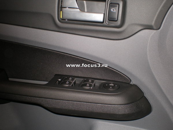 Ford Focus (комплектация Comfort + пакет Sport)