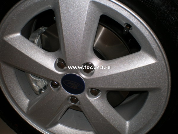 Ford Focus (комплектация Comfort + пакет Sport)