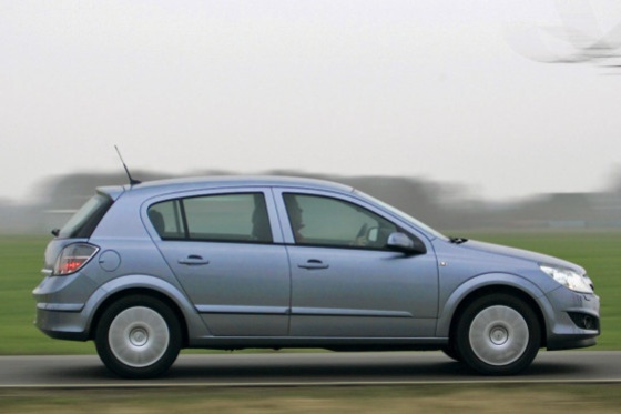  Ford Focus, Opel Astra  VW Golf