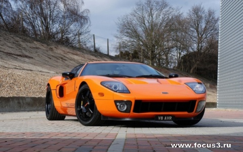  2-   Ford GT