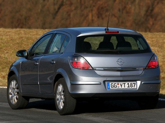 Ford Focus, Opel Astra, Peugeot 308, VW Golf