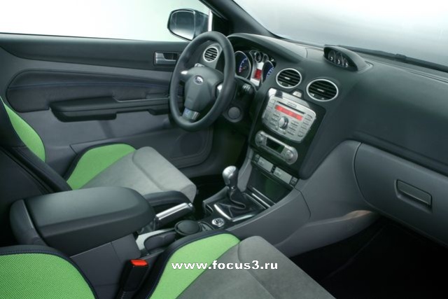   Ford Focus RS 2009