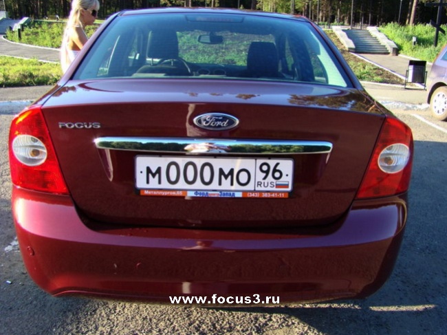 Ford Focus (Deep Rosso Red)