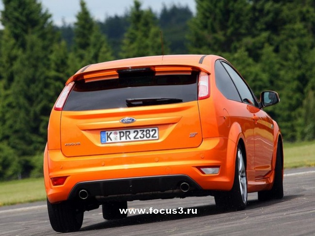 Test-Drive VW Scirocco vs. Ford Focus ST