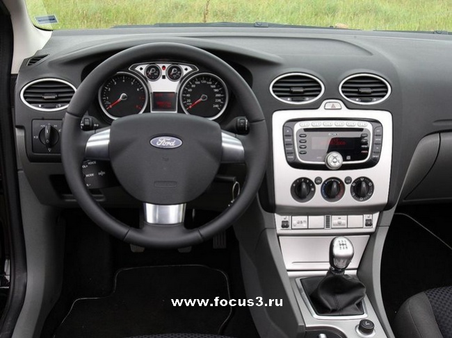 Сравнительный тест-драйв Ford Focus CC