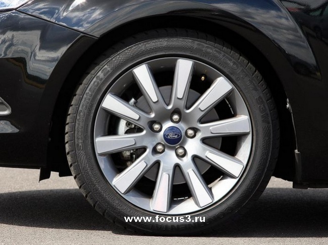 Сравнительный тест-драйв Ford Focus CC