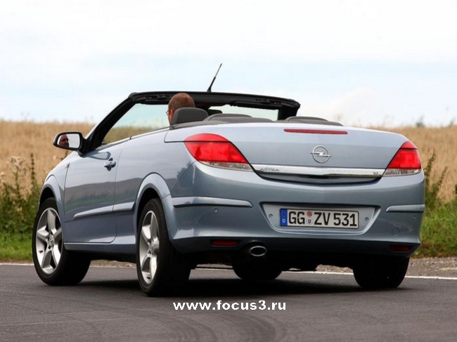 Сравнительный тест-драйв Ford Focus CC
