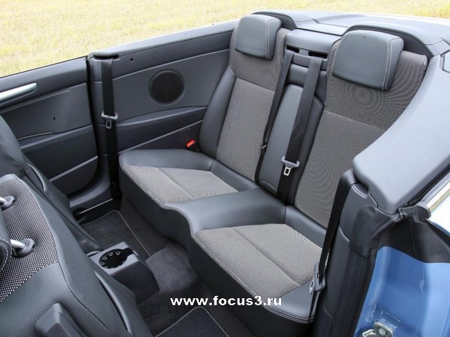 Сравнительный тест-драйв Ford Focus CC