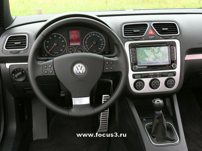 Сравнительный тест-драйв Ford Focus CC