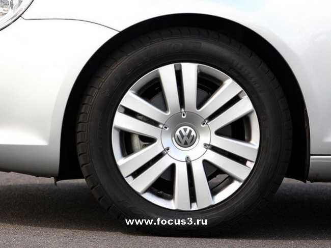 Сравнительный тест-драйв Ford Focus CC