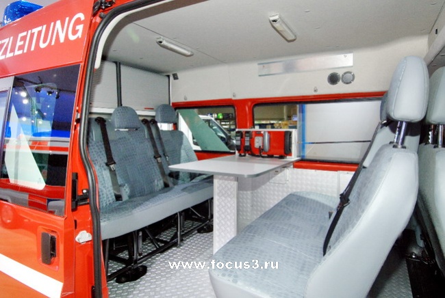 Коммерческие автомобили Ford Transit