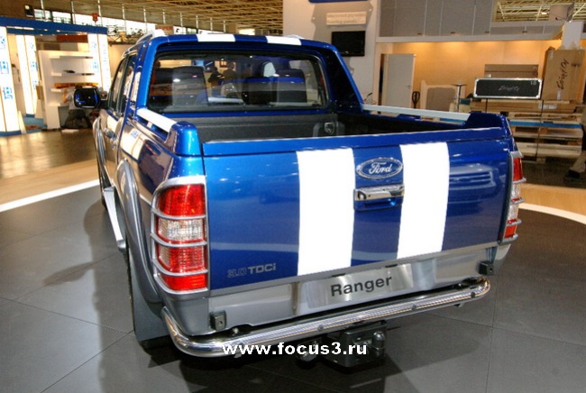 Коммерческие автомобили Ford Transit
