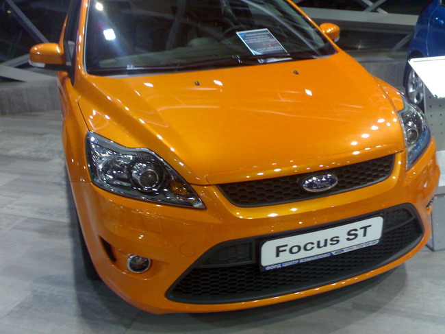 Ford Kuga & Ford Fiesta   ()