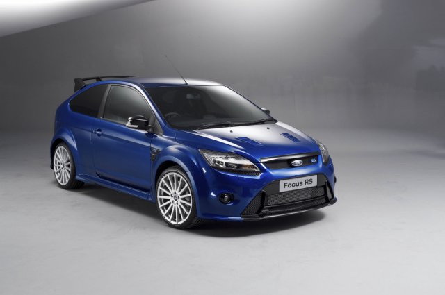 Подробности про Ford Focus RS (35 фото)