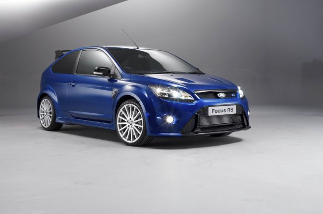 Подробности про Ford Focus RS (35 фото)