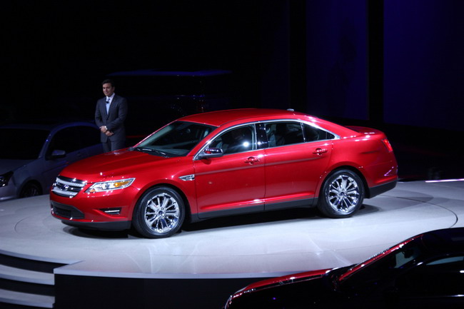 Detroit 2009: New Ford Taurus